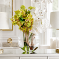 Orquídeas Vanda Blancas y Cymbidiums Verdes en Jarrón Luna para decoración de interiores | Vareluma
